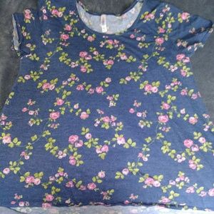 Beautiful rose Lularoe Classic T